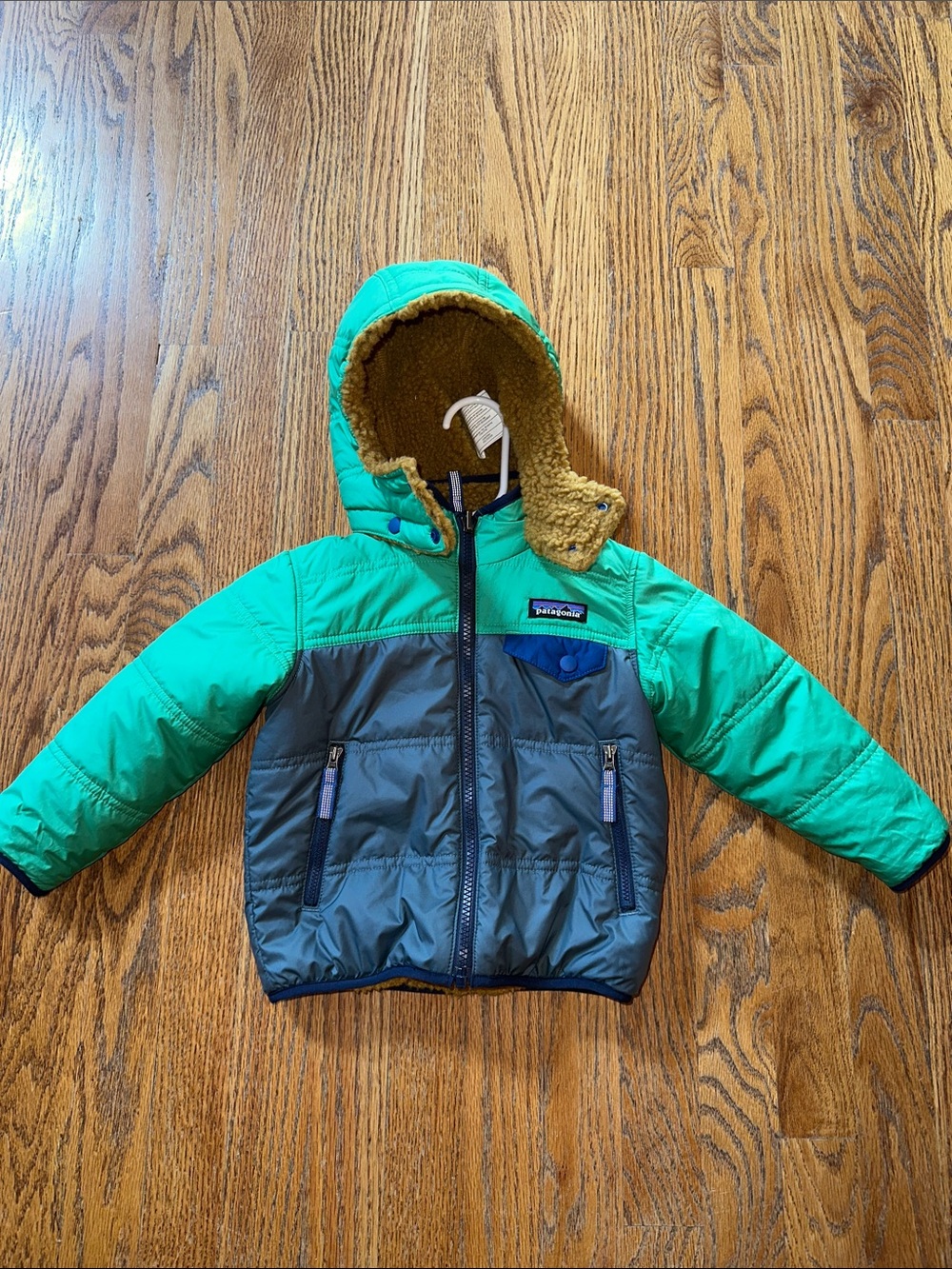 Patagonia tribbles coat - navy and green - reversible - 2T